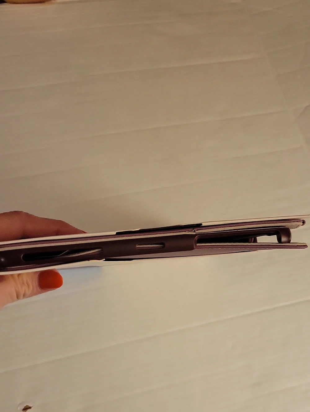 NWT: (*) speck Balance Folio